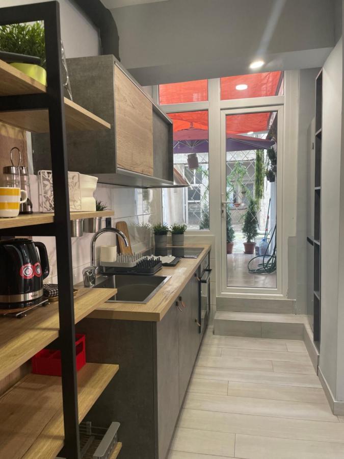 Industrial Magic On Pedestian Zone Apartment Скопие Екстериор снимка